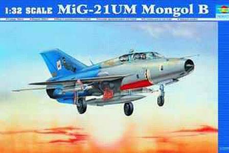 MiG-21UM Mongol B TRUMPETER 02219