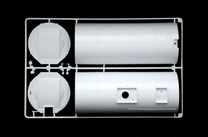 Italeri 3929 TECNOKAR TRAILER WITH 20' TANK – Bild 3