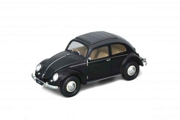 VW Käfer mit Brezelfenster, hellblau/beige, 1950