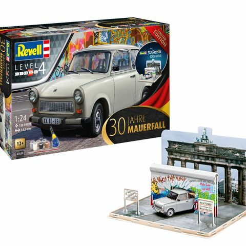 Revell 07619 30th Anniversary "Fall of the Berlin