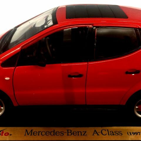 MERCEDES BENZ - A-CLASS (1997) ROT