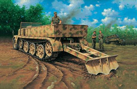 REVELL 03100 Sd.Kfz. "9 FAMO" mit Erdsporn