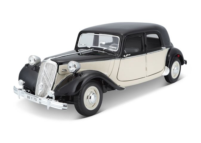 Citroen 15CV 6Cyl. 1952 schwarz/beige 1/18