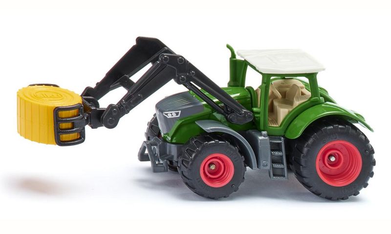 Fendt mit Ballenzange