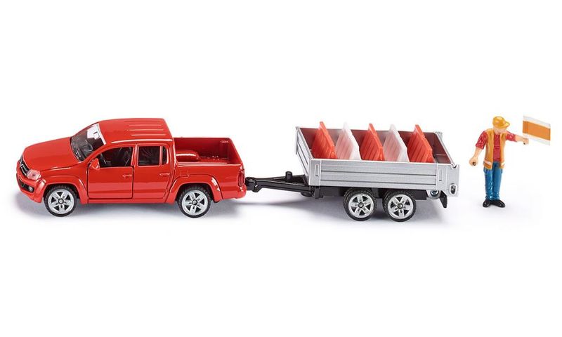 Pick-Up mit Kippanhängerr