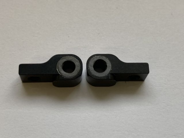 NT1.3 ALU Schwingenhalter 2-teilig vorne unten SCH