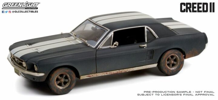 1967 Ford Mustang Coupé, matte black w/white strip
