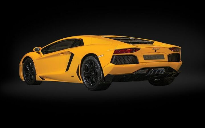 Lamborghini Aventador LP 700-4 Giallo Orion – Bild 3