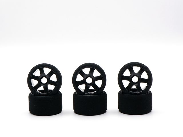 ULTI Fronträder 1/12 Moosgummireifen RS270-Mittel