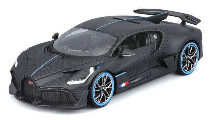 BURAGO Bugatti Divo 1/18 schwarz/carbon