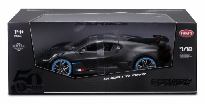 BURAGO Bugatti Divo 1/18 schwarz/carbon – Bild 2